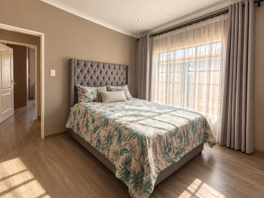 3 Bedroom Property for Sale in Waterkloof East North West